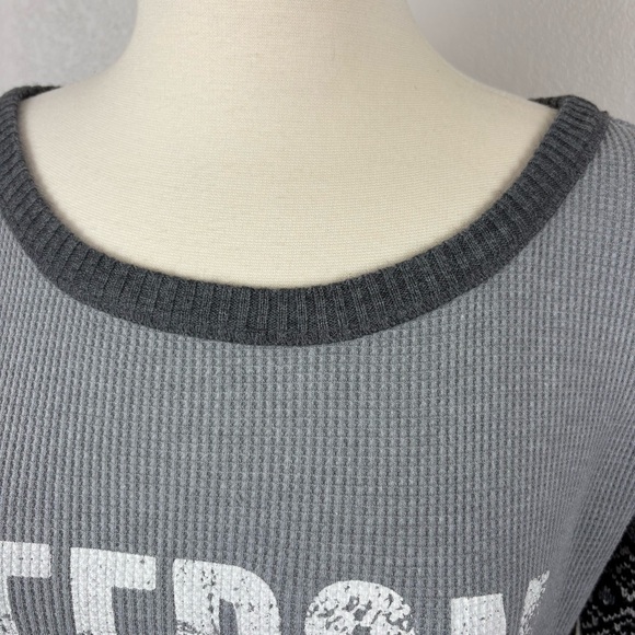 We the Free by FP Thermal Waffle Knit Top "FREEDOM" Size S Gray Grunge Knit - Picture 3 of 17